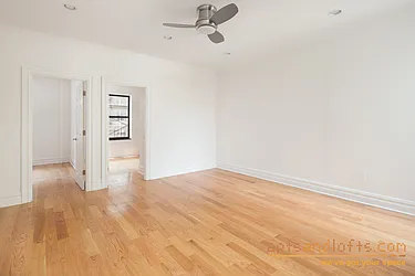 Rented by aptsandlofts.com