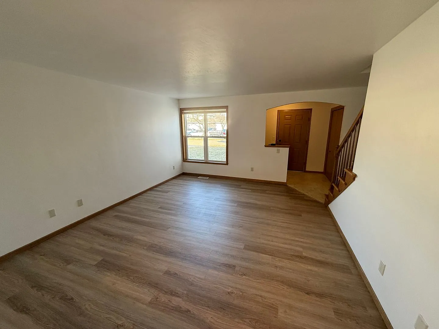 1650-1656 Golf Bridge Drive — Photo 4