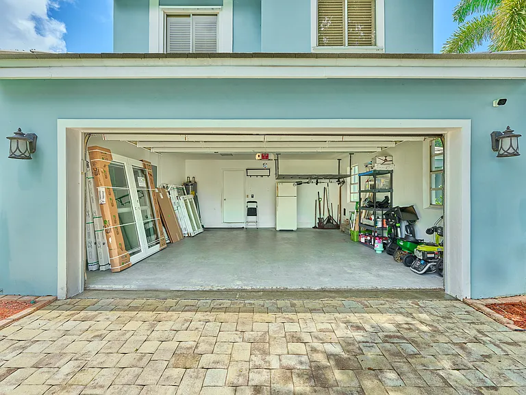 2 Car Garage