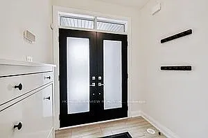 3 bed, $4,200 — Photo 2