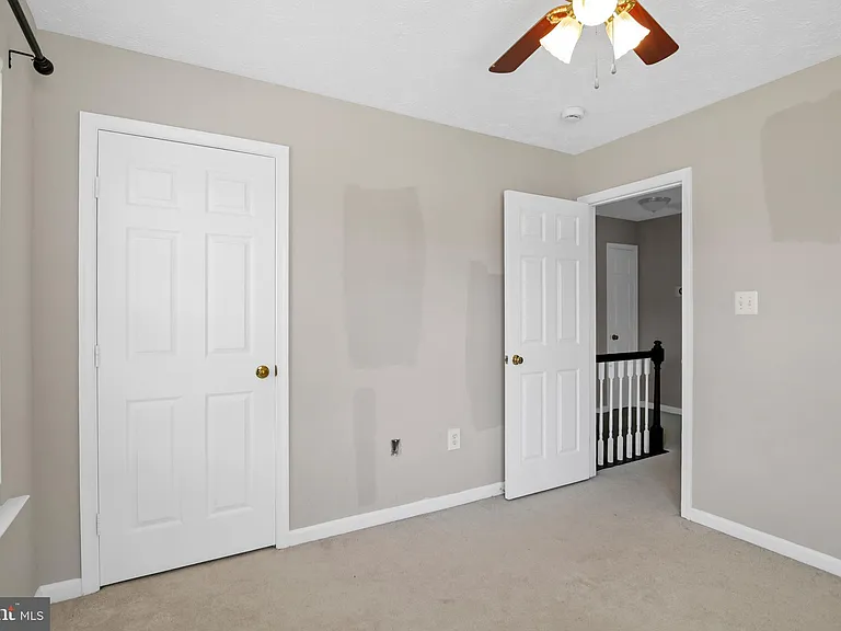 10886 Moore St — Photo 34