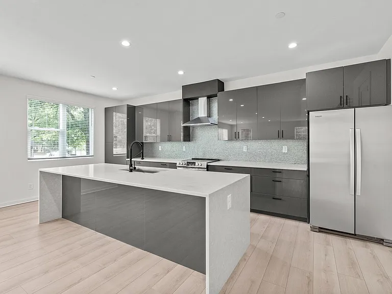 1408 Anderson St #C — Photo 17