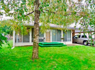 1420 S 9th St, Pekin, IL