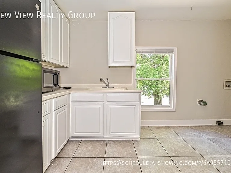708 S Hayne St — Photo 6