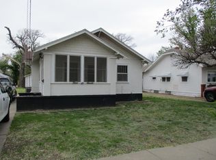 907 N 5th St, Garden City, KS 67846