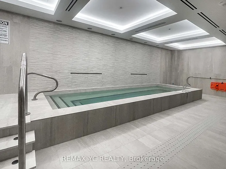 117 Broadway Ave #703 — Photo 40
