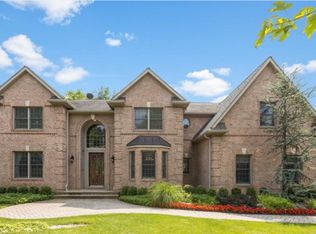 385 Ruckman Rd, Closter, NJ 07624