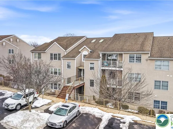 201 Canal Park, Easton, PA 18042