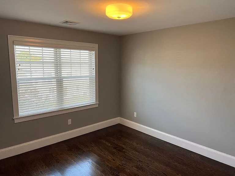 69 Tedford Ave #2 — Photo 4