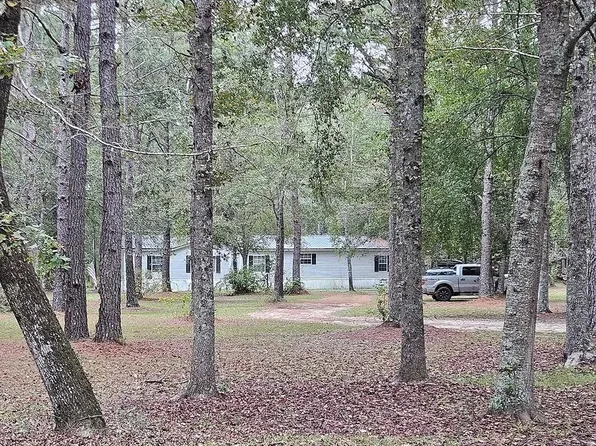 384 Heather Ln, Nashville, GA 31639