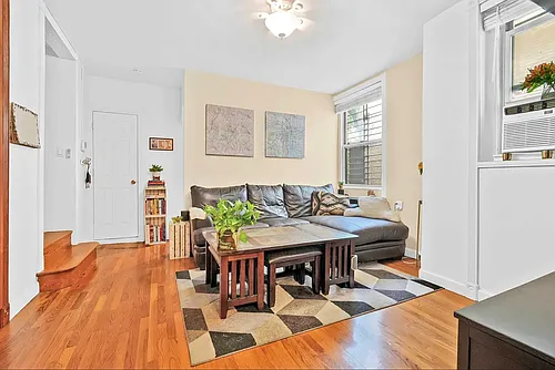 21-37 33rd St #1C Photo 1