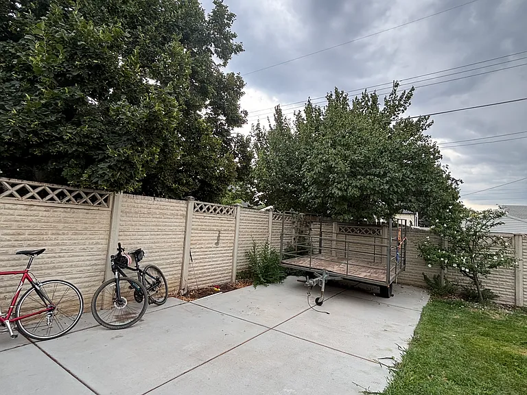 125 W 8710 S — Photo 14