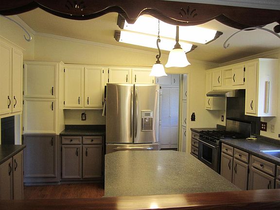 5th image of 9933 Wilderness Dr