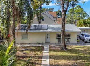 7684 Oakhurst Rd, Seminole, FL 33776