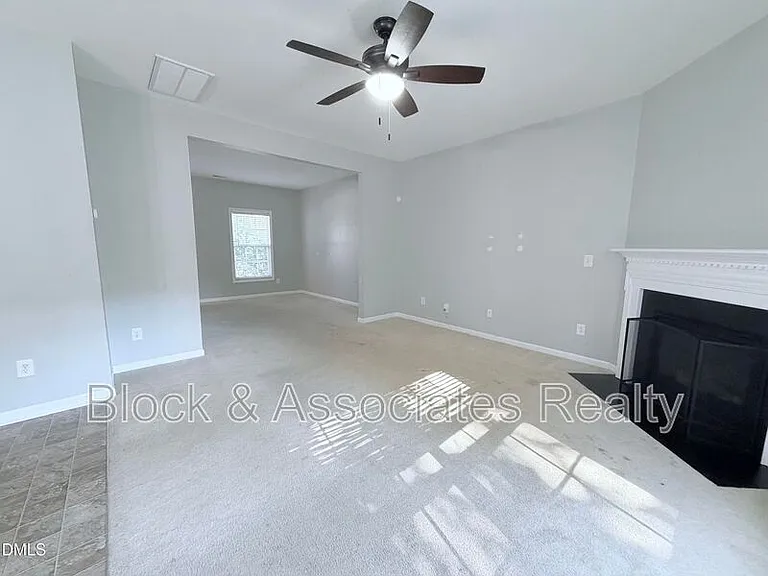 536 Gooseberry Dr — Photo 3