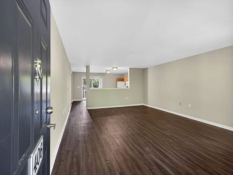 Pinecrest Greene — Photo 24