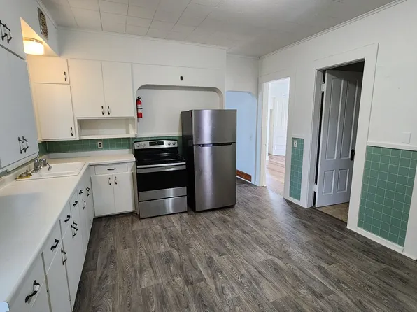 nreferry, 1224 Ferry St #1228, La Crosse, WI 54601