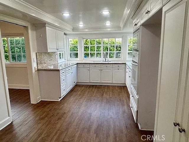 3571 Carnation Cir — Photo 10