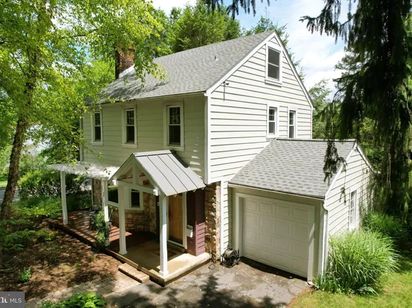 1203 Old Boalsburg Rd, State College, PA 16801