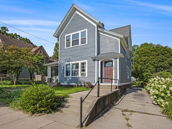 307 James Ave SE, Grand Rapids, MI 49503