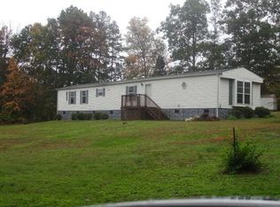 1078 Traynham Grove Rd, Alton, VA 24520