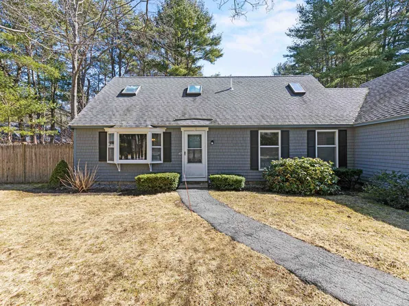 42 Ward Circle #42, Brunswick, ME 04011