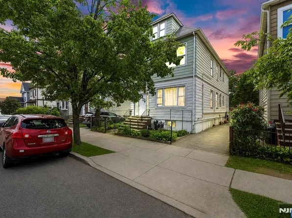 242 Lanza Ave, Garfield, NJ 07026