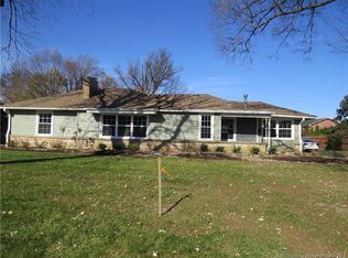 213 Rosewood Dr, Clarksville, IN 47129