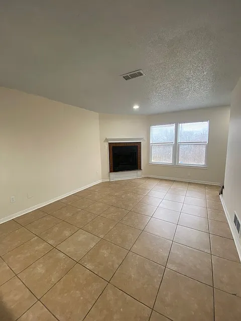 15609 E US Highway 24 #L