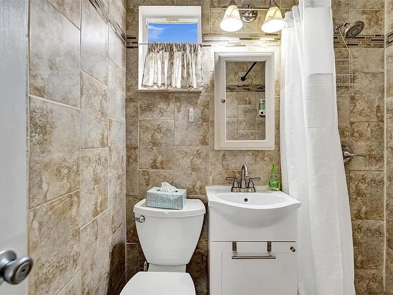 329 Connecticut St #107 — Photo 12