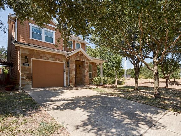 2nd image of 1209 Salem Park Ct