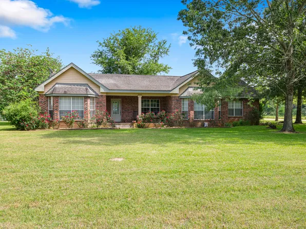 888 State Highway 21 E, Crockett, TX 75835