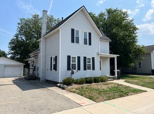 25 N Centennial St #1/2, Zeeland, MI 49464
