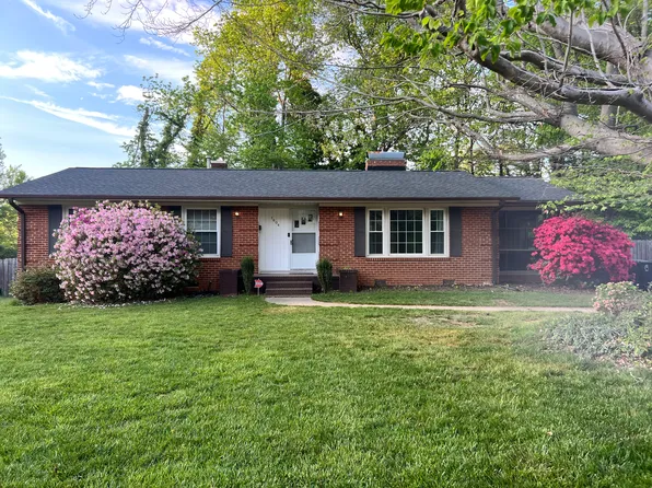 1604 Efland Dr, Greensboro, NC 27408