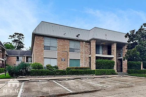 2230 S Piney Point Rd Photo 1