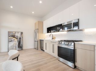 2042 W Irving Park, Chicago, IL 60618