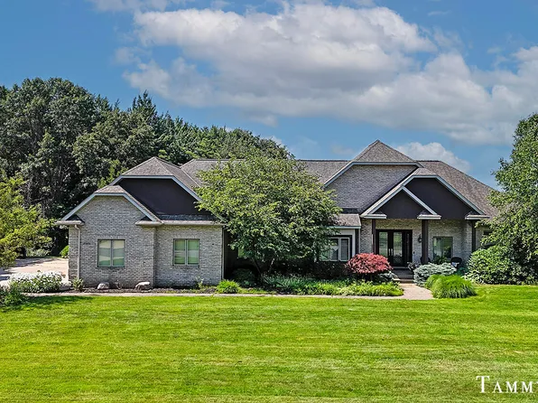 3464 Palmer Dr, Saugatuck, MI 49453