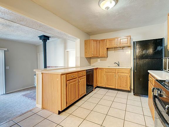2nd image of 3212 N Institute St