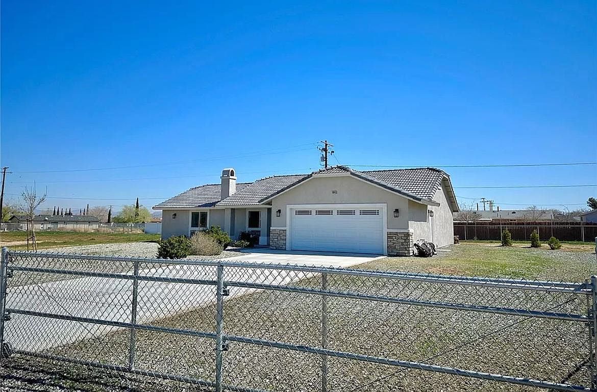 10645 Tecopa Ct, Apple Valley, CA 92308 Zillow