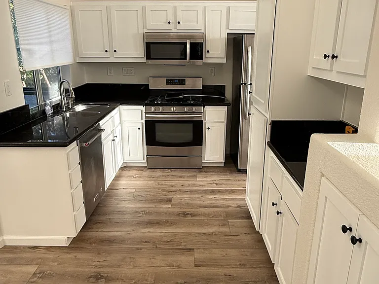 2207 Crescent Oak — Photo 4