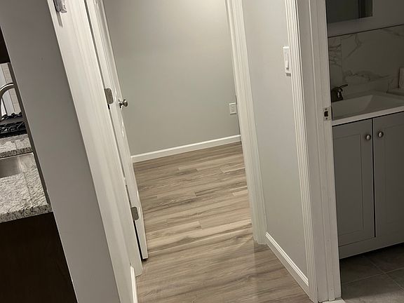 3rd image of 94 Nichols St #94N2