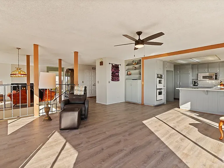 5505 Seifert St — Photo 14