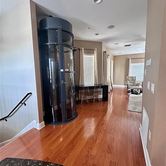 2303 Kensington Garden Ln — Photo 22