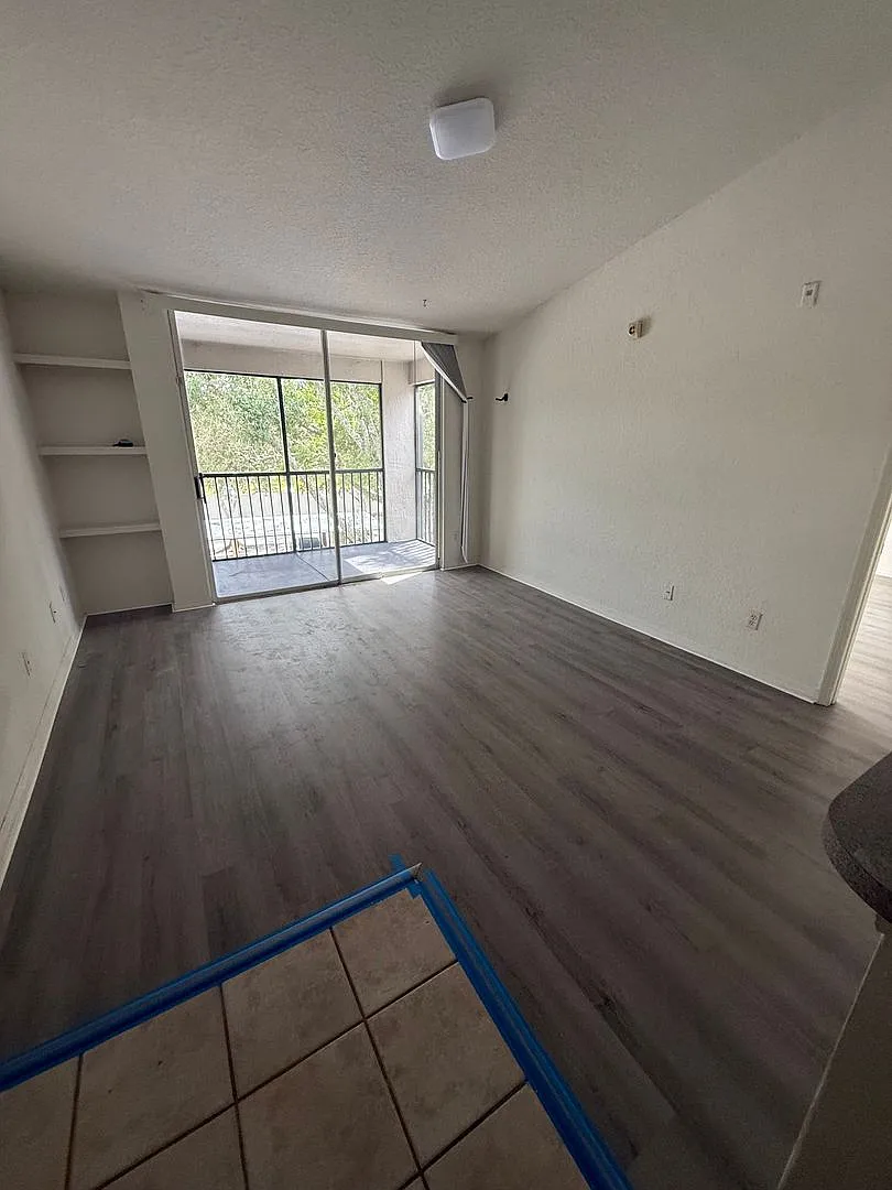 Dr. Phillips 1-Bedroom Condo — Photo 3