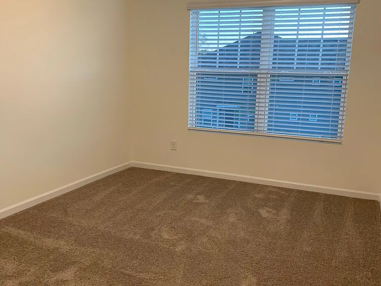 8101 Ramsburg Dr — Photo 30