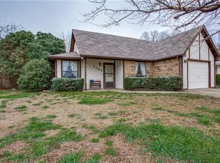 1101 Pin Oak Dr, Denton, TX 76209