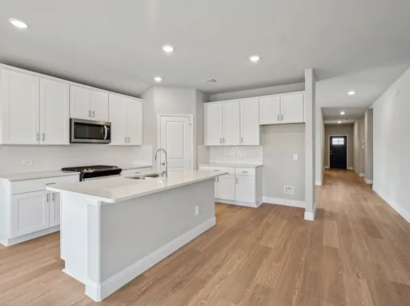 3414 Pat Mayse Dr, Farmersville, TX 75442