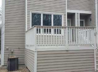 1555 W Wayzata Blvd APT F, Long Lake, MN 55356