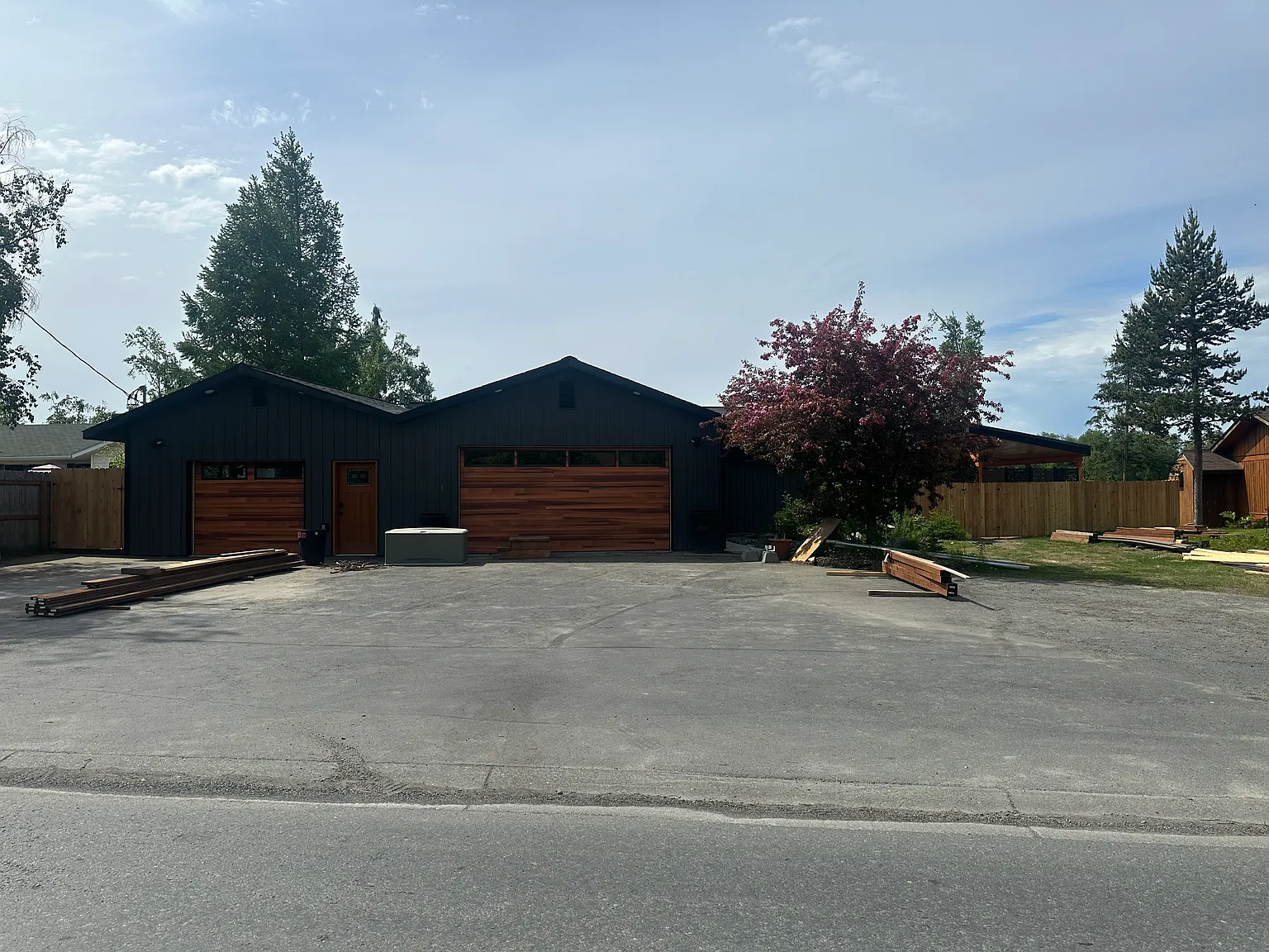 4 bed, 3365 sqft, $5,500 — Photo 1