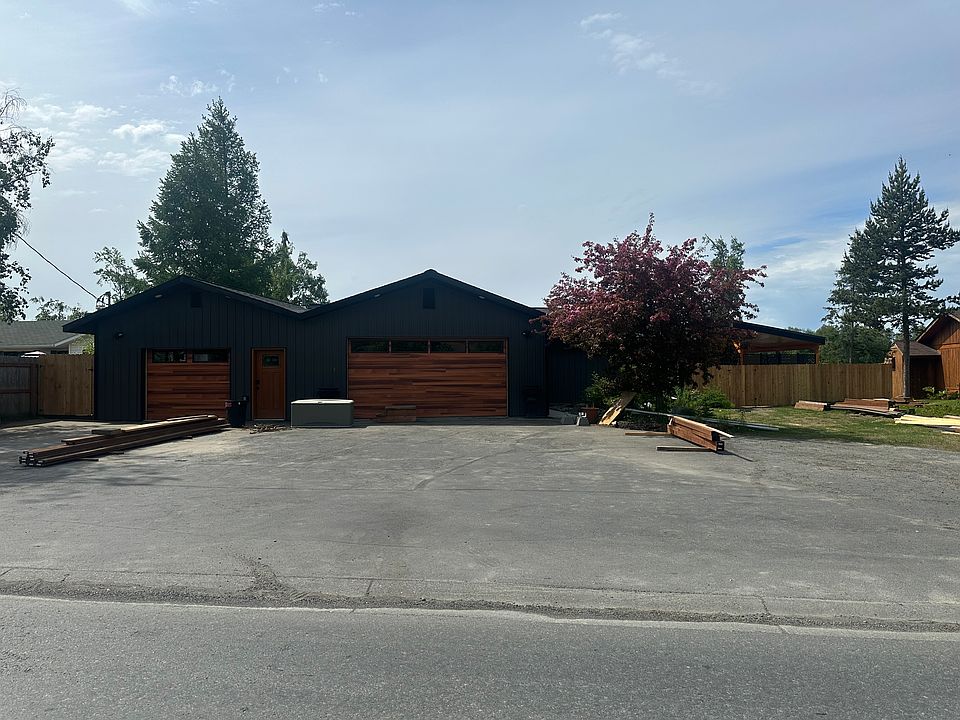 1st image of 309 Riverside Dr